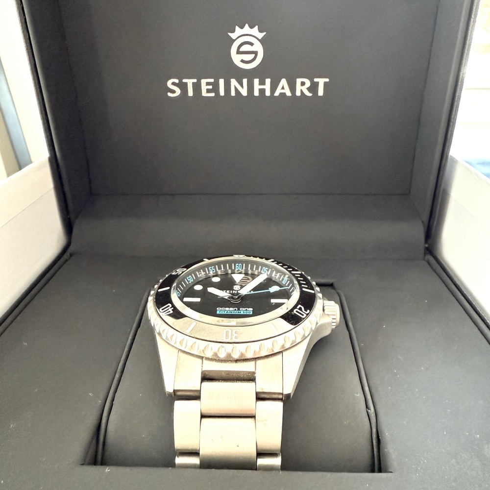 Steinhart Ocean One Titanium 500 Premium